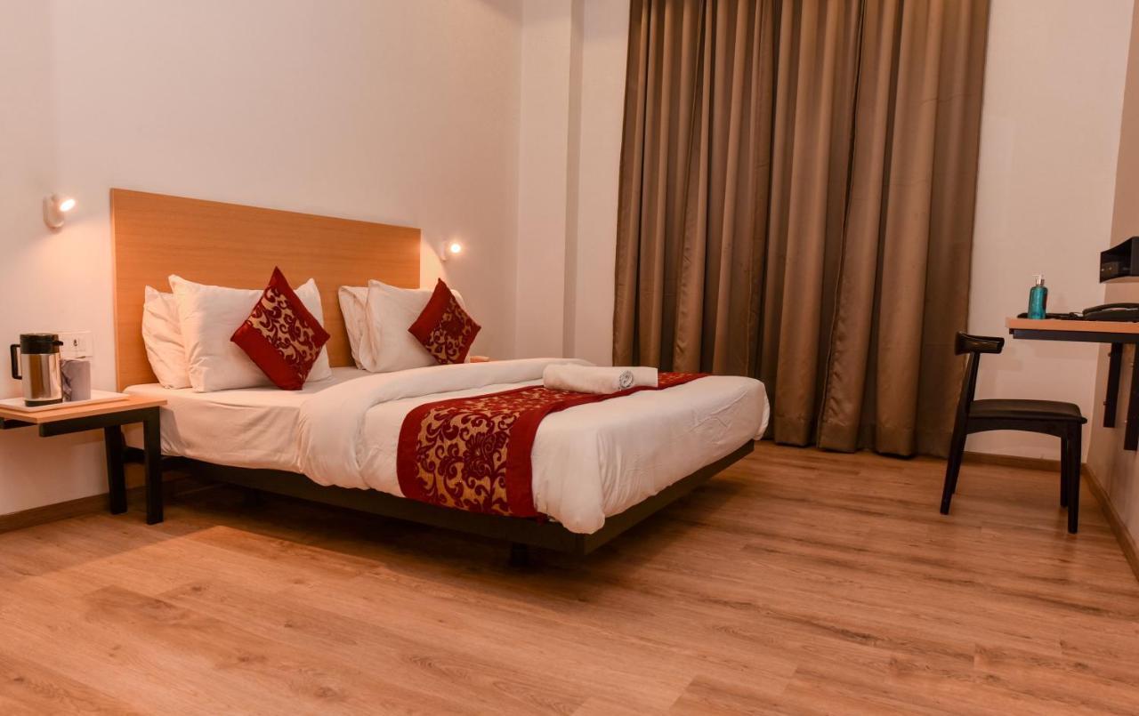 Hotel Red Saffron 3*